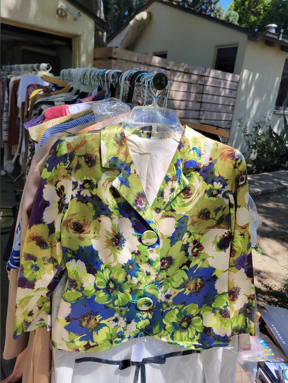Vintage Vibrant Floral Cropped Blazer in Lime & Royal Blue